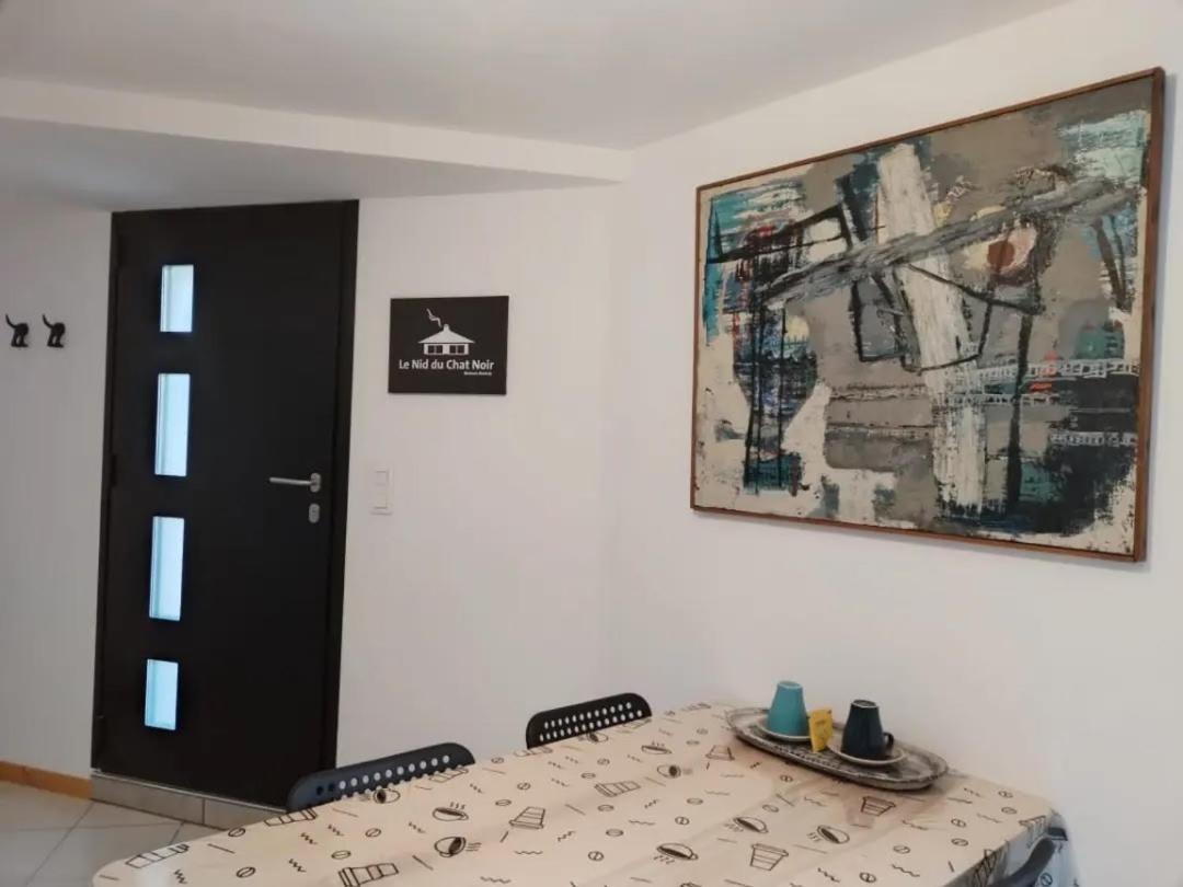 Le Nid Du Chat Noir - Maison Alveole Bed And Books Sciez Zewnętrze zdjęcie